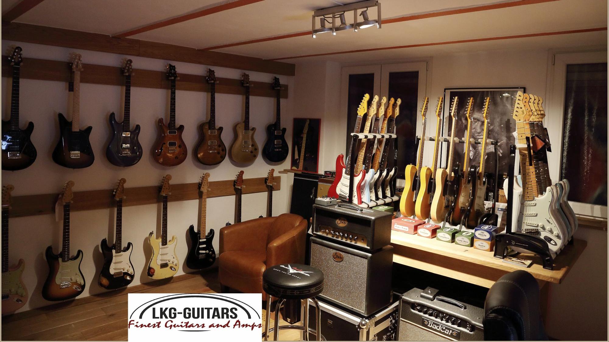 LKG-Guitars, Dorfgasse in Gladenbach