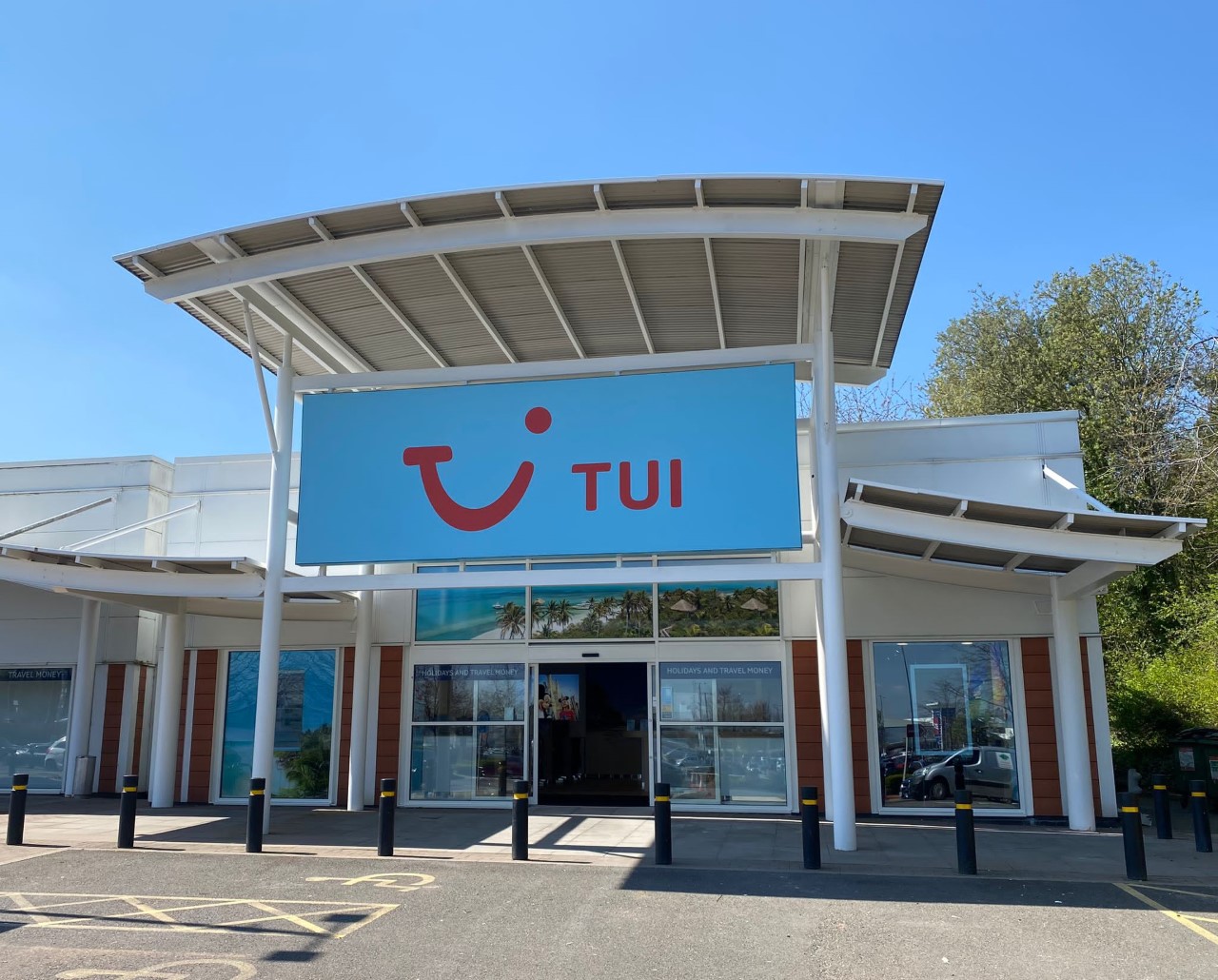 TUI Holiday Superstore - Telford, Shropshire TF3 4AG - 01952 297990 | ShowMeLocal.com