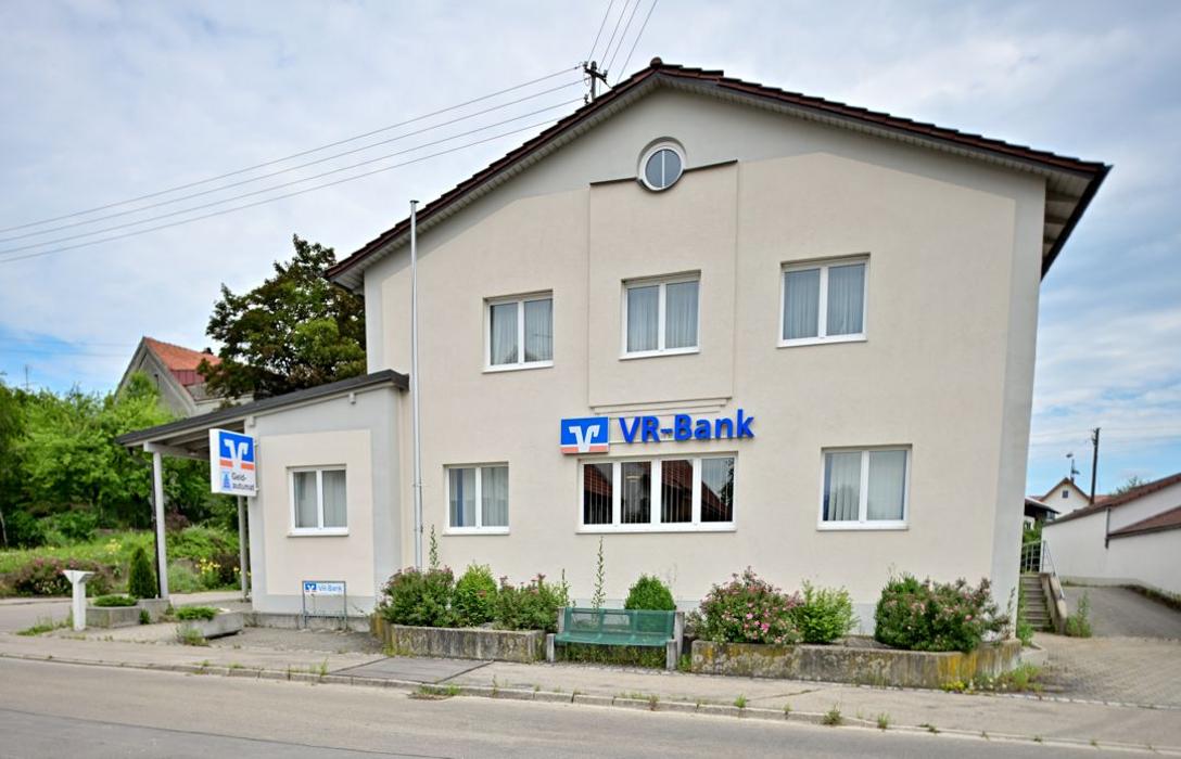 VR-Bank Memmingen eG, Filiale Haselbach, Dorfstraße in Eppishausen