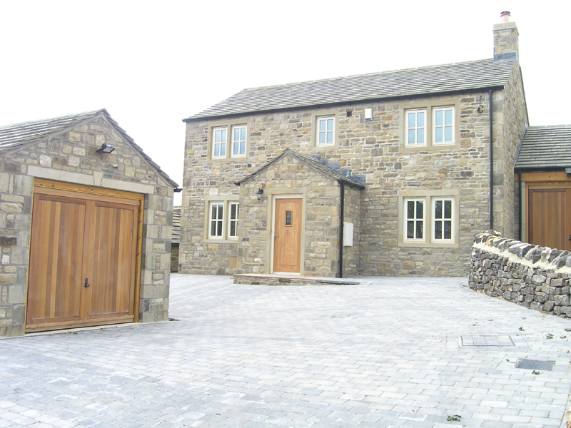 M W & R F Brewster Skipton 01756 794026