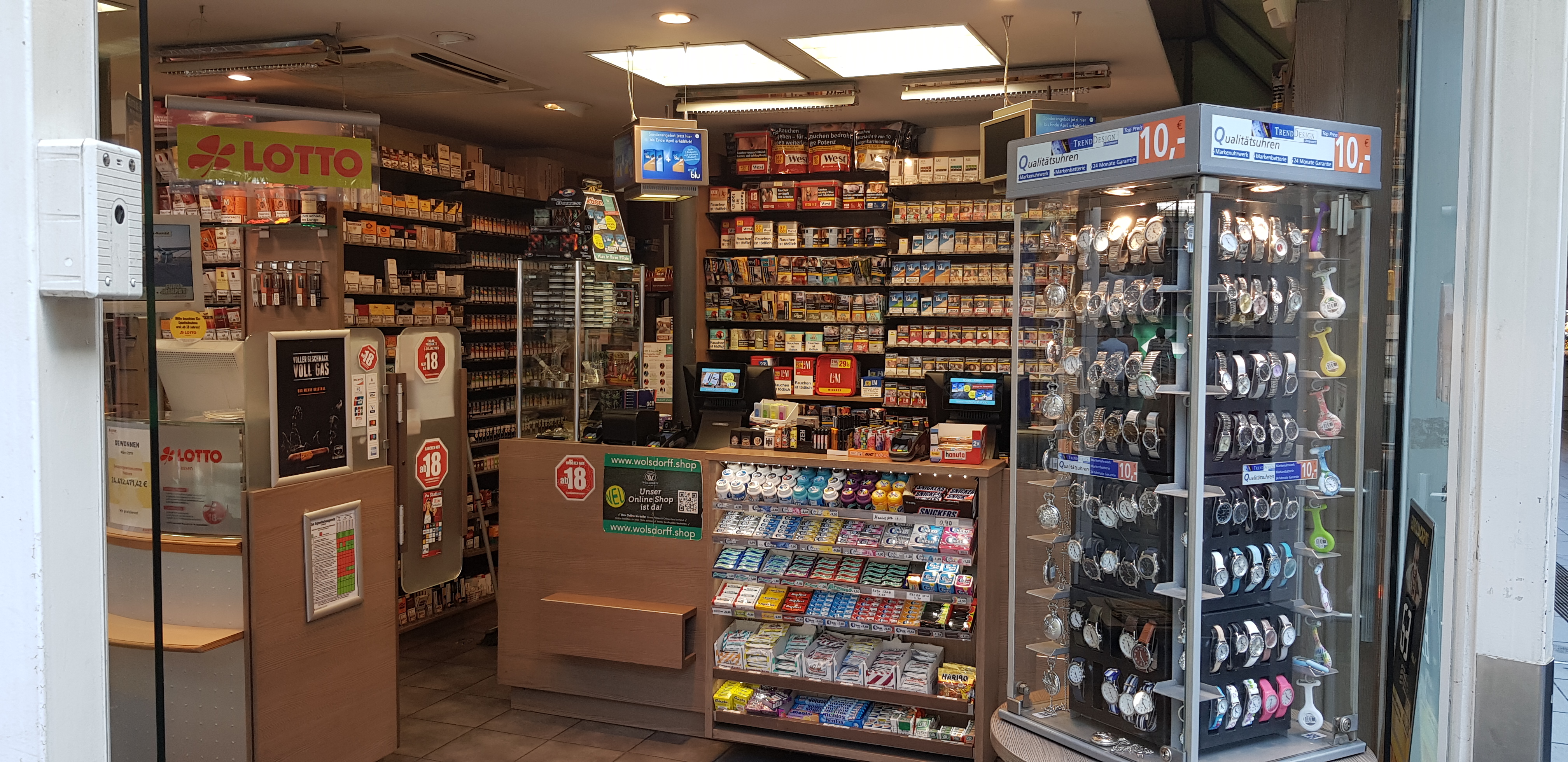 WOLSDORFF TOBACCO GmbH, Frankfurt am Main - Am Hauptbahnhof, DE