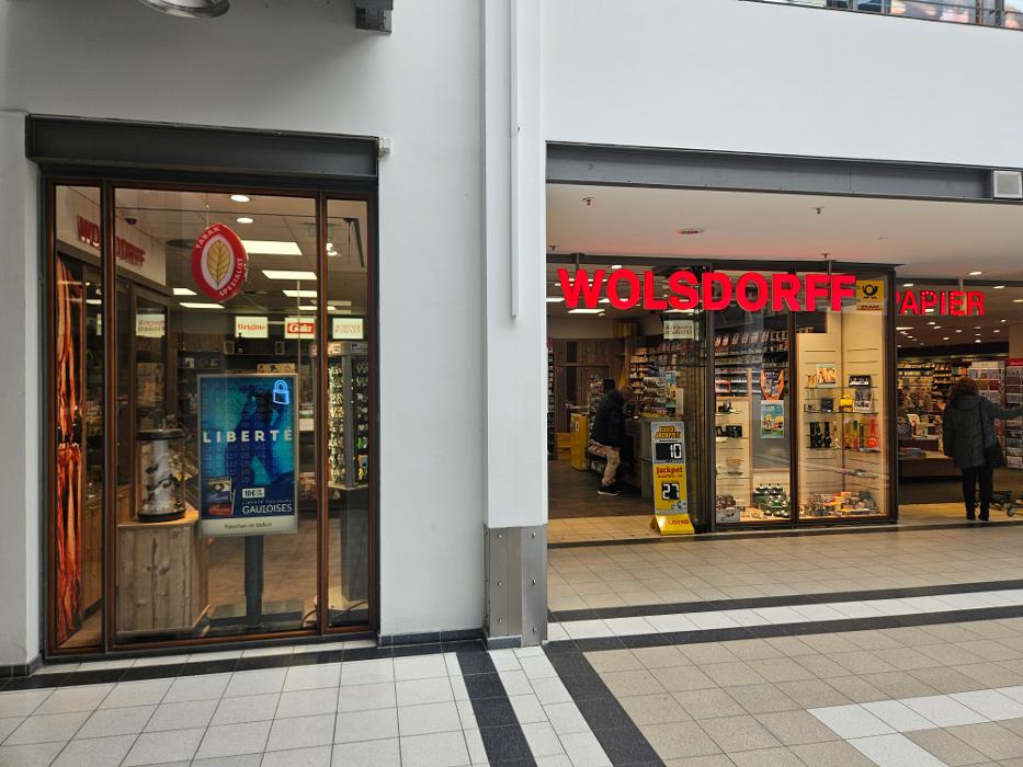 WOLSDORFF TOBACCO GmbH, Industriestraße in Schenefeld