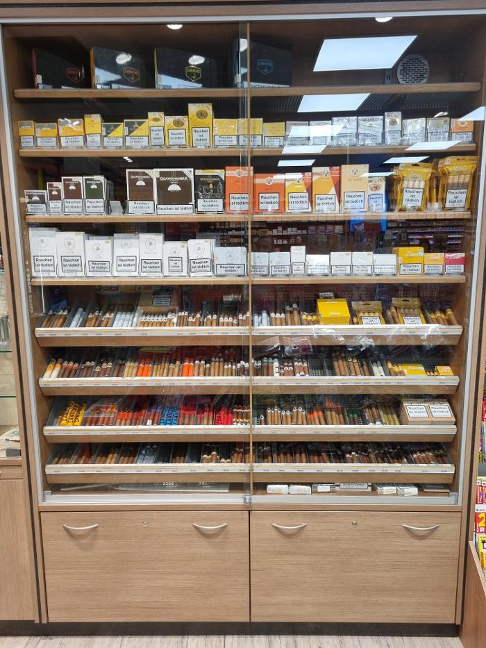 WOLSDORFF TOBACCO GmbH, Hellersdorfer Straße in Berlin