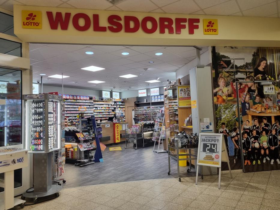 WOLSDORFF TOBACCO GmbH, Kanalstraße Süd in Großefehn