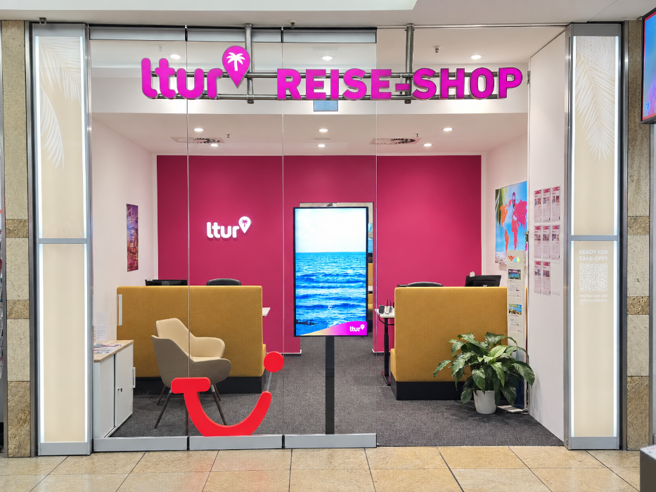 ltur Reisebüro Dresden, Webergasse in Dresden