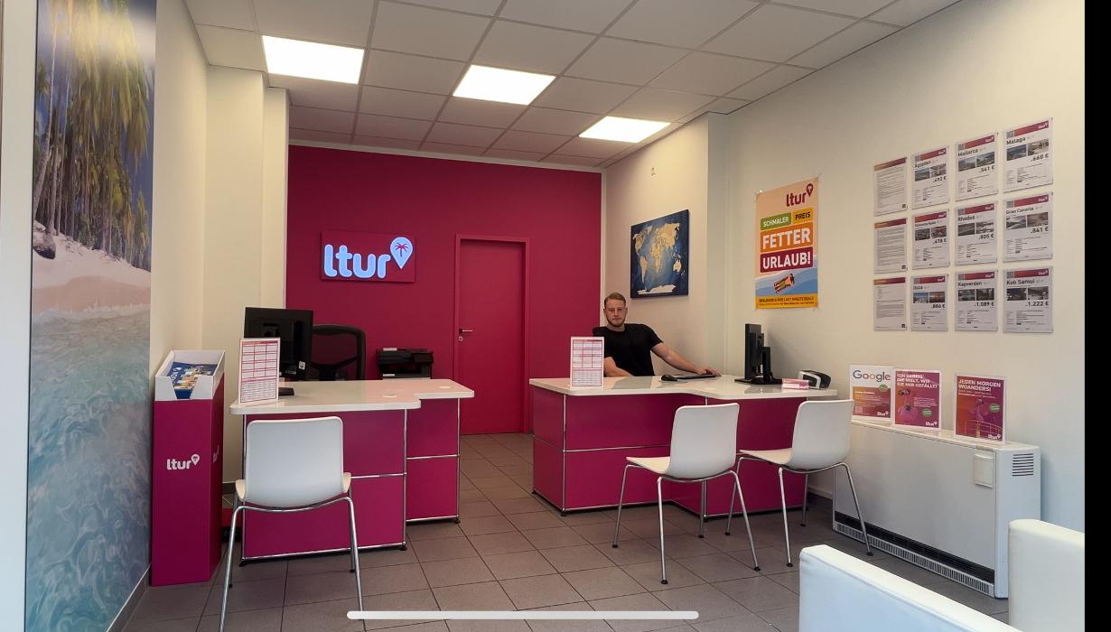ltur Reisebüro Offenburg, Steinstraße in Offenburg