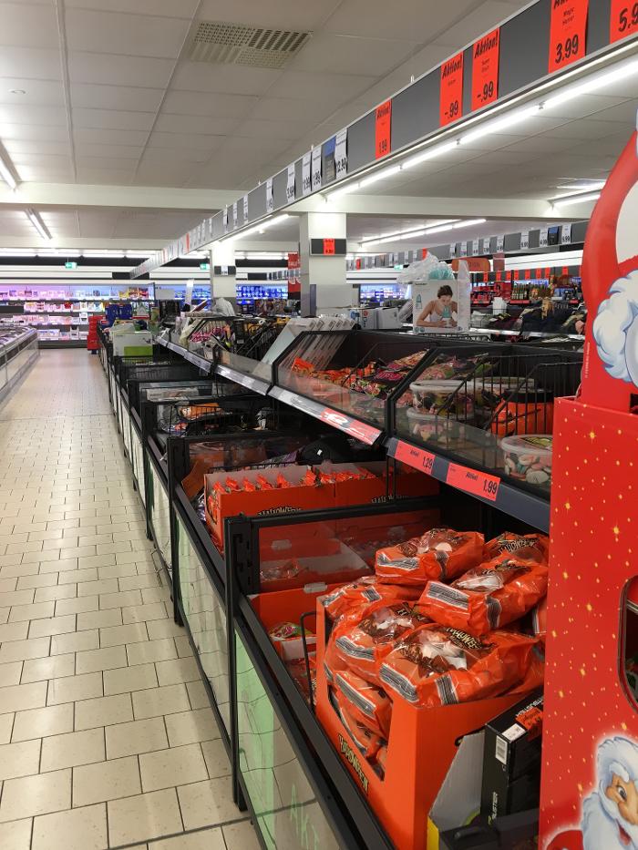 Lidl Schweiz, Überlandstrasse in Zürich