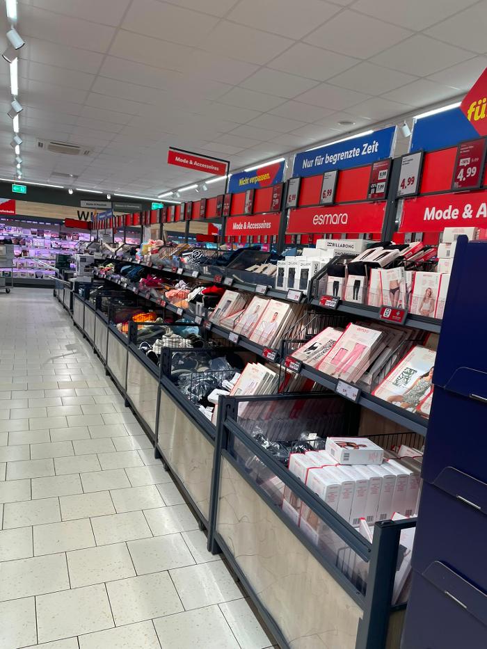 Lidl Schweiz, Hauptstrasse in Böckten