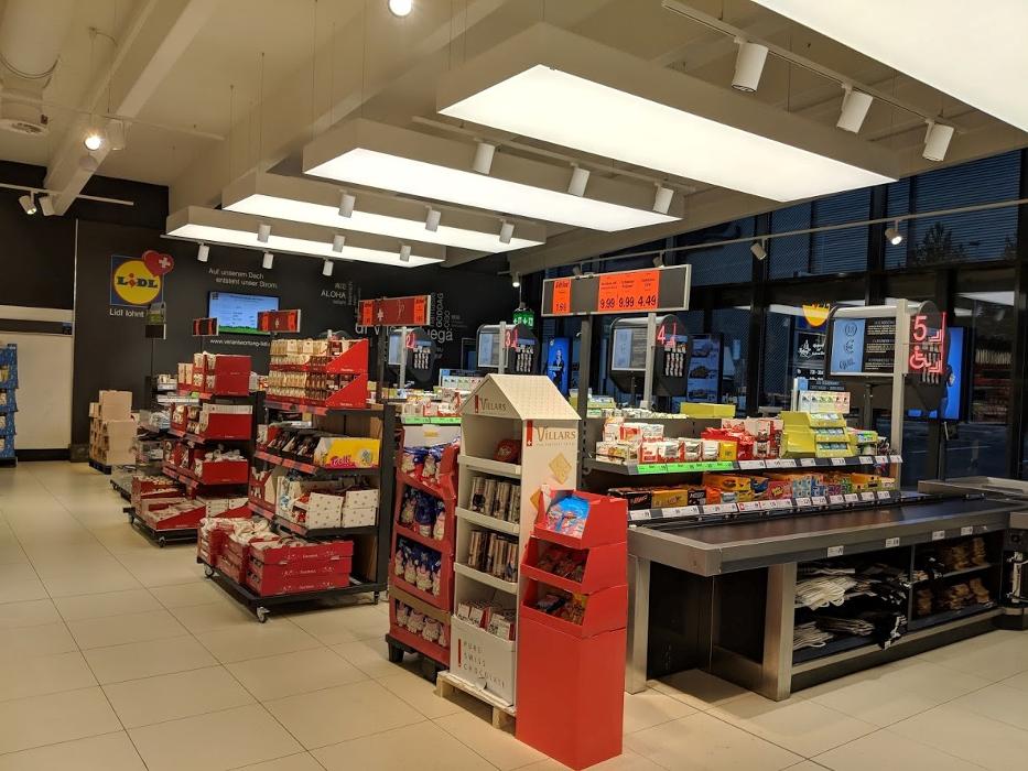 Lidl Schweiz, Müllerenstrasse in Volketswil