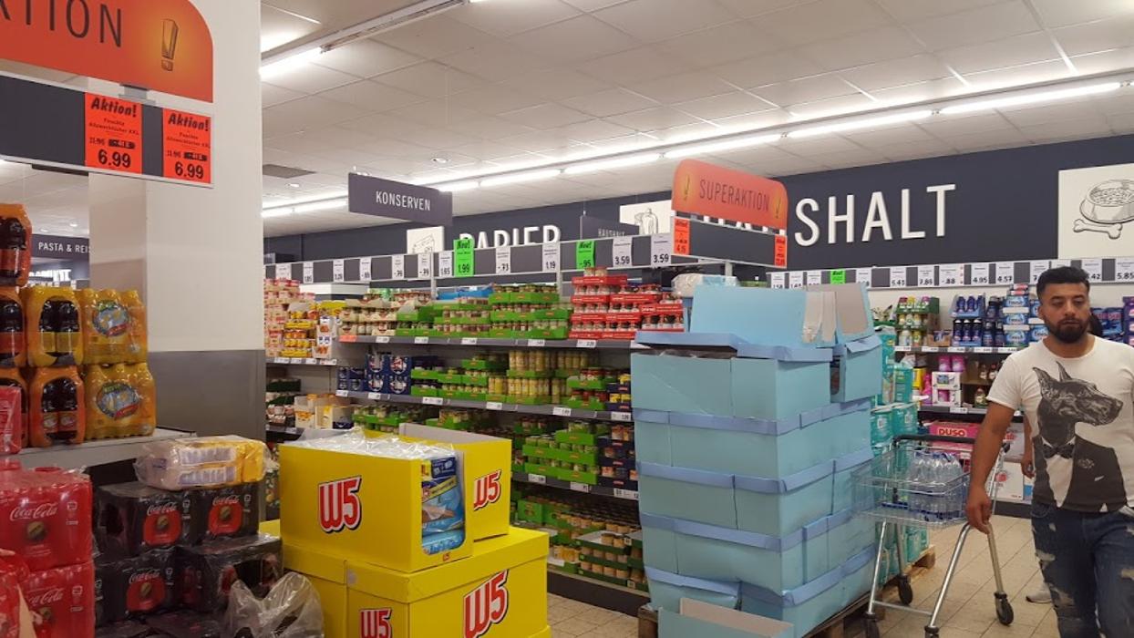 Lidl Schweiz, Adlikerstrasse in Regensdorf