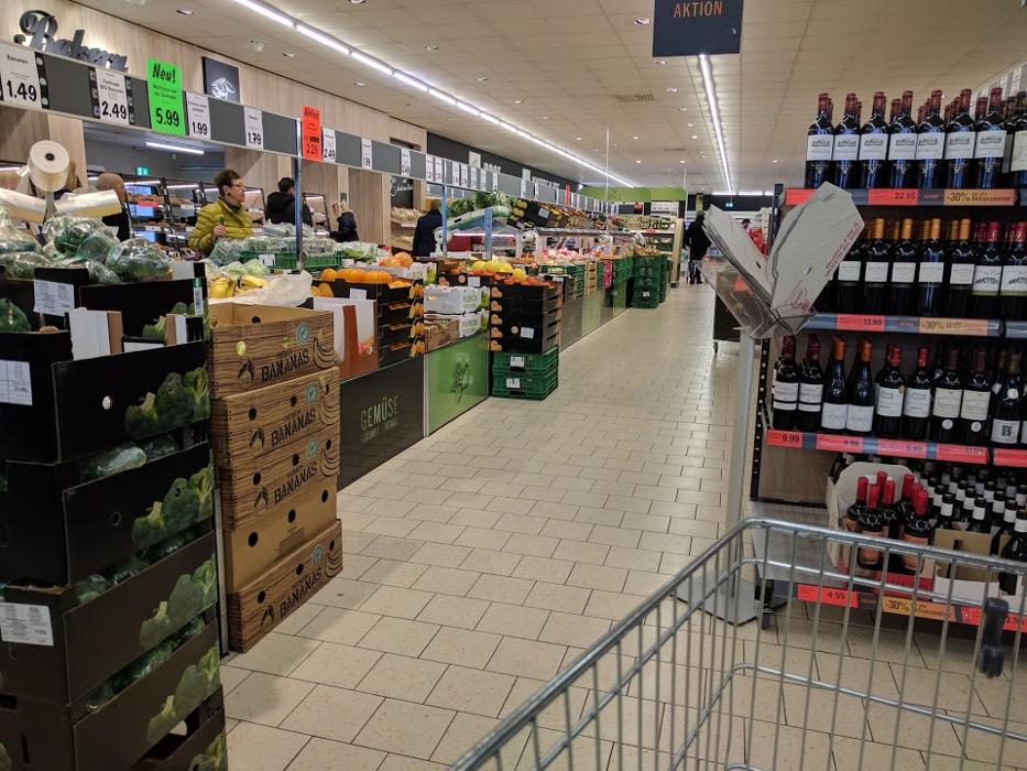 Lidl Schweiz, Hauptstrasse in Lausen