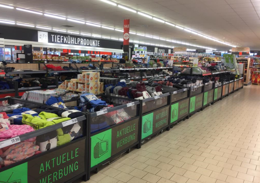 Lidl Schweiz, Industriestrasse in Düdingen