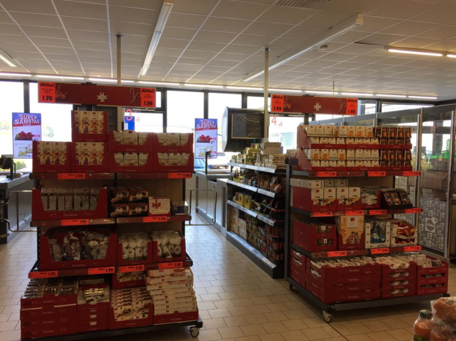 Lidl Schweiz, Industriestrasse in Düdingen