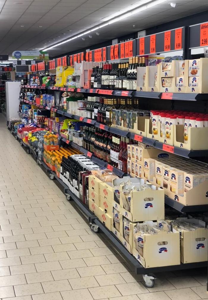 Lidl Schweiz, Lägernstrasse in Oberglatt