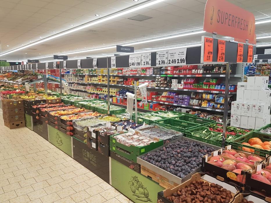 Lidl Schweiz, Schwimmbadstrasse in Wettingen