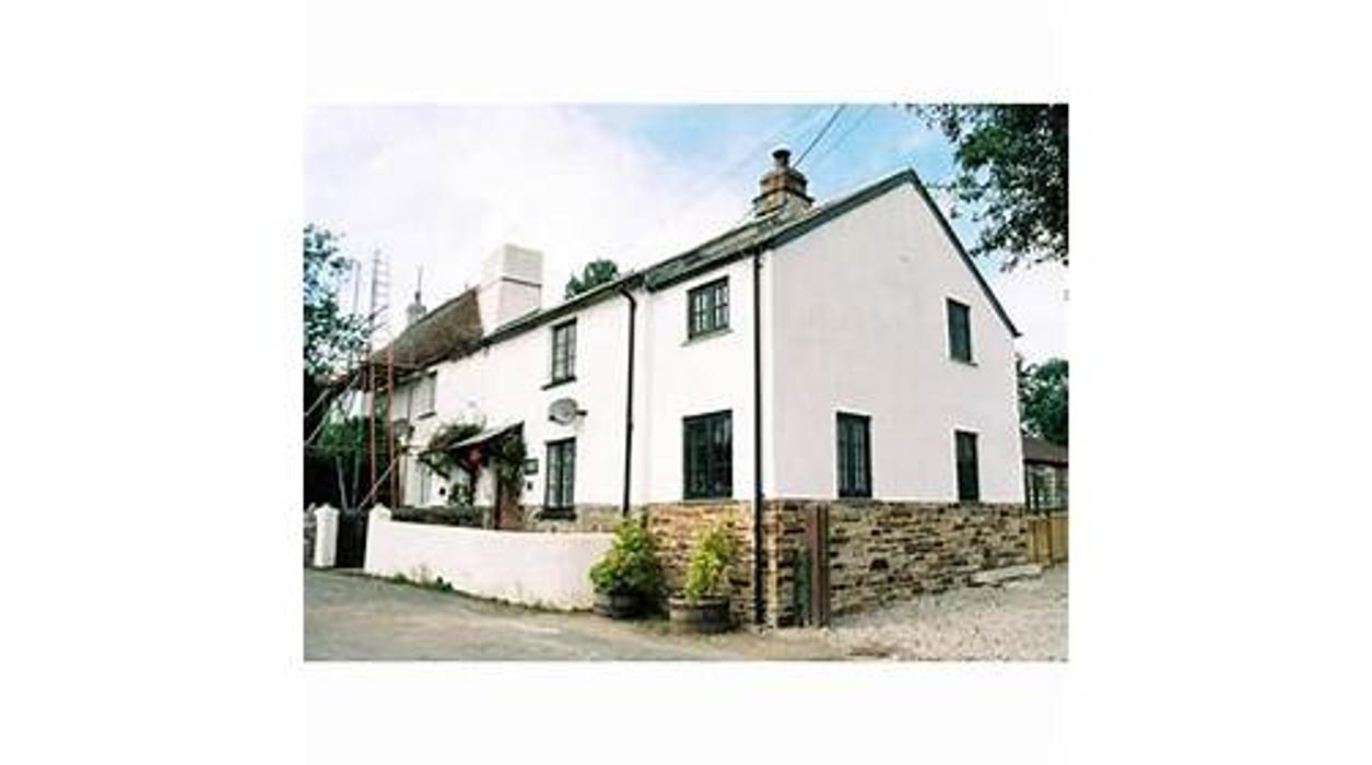 Extension to GII listed cottage, near Launceston, Cornwall