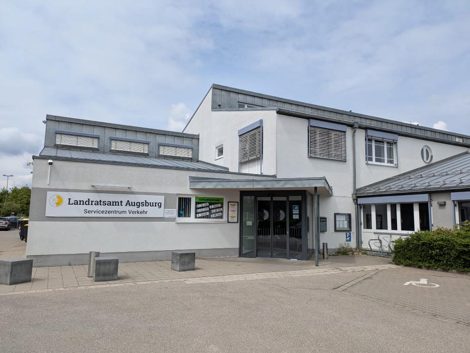 Kroschke Kfz Kennzeichen, Tiefenbacherstraße in Gersthofen