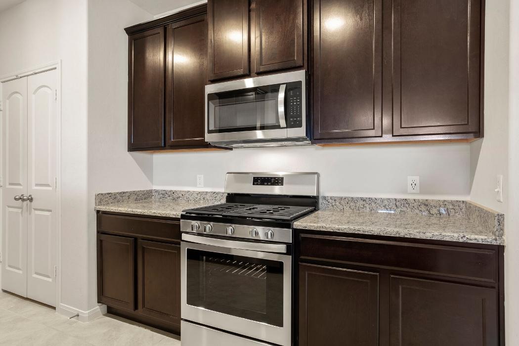 CLOSED - LGI Homes - Savannah Lakes - Yukon, OK