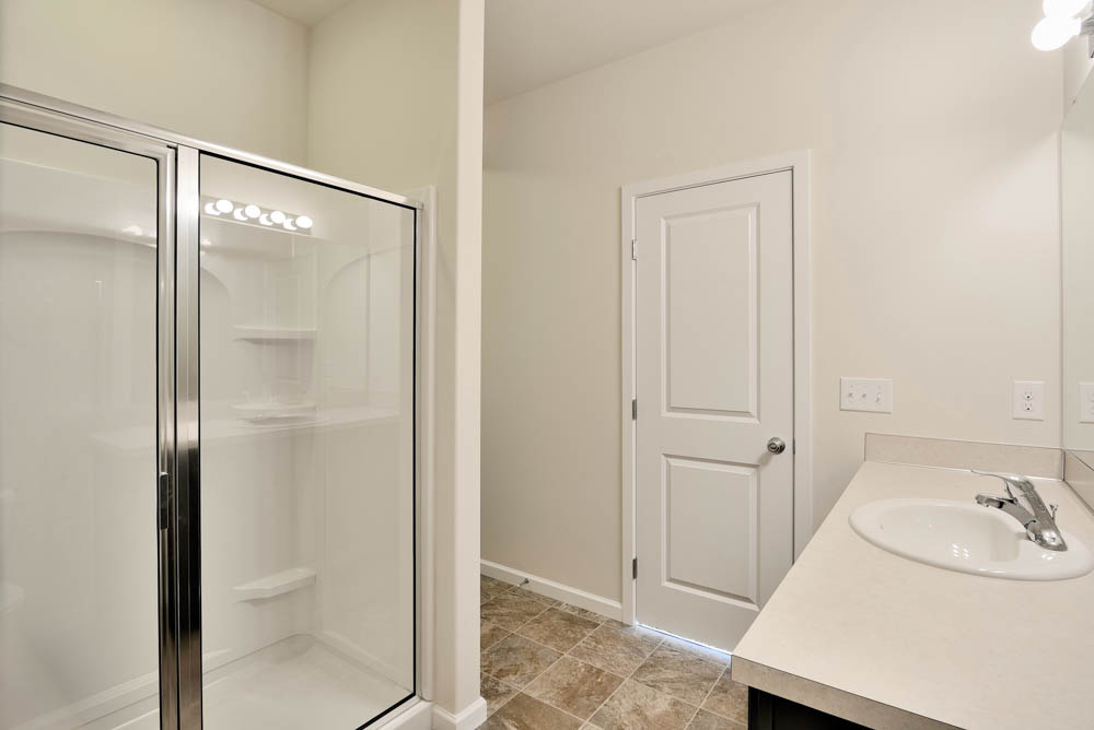 LGI Homes - Deschutes River Highlands Image