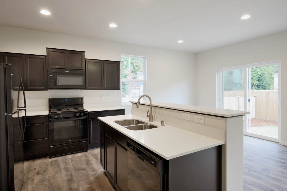 LGI Homes - Deschutes River Highlands Image