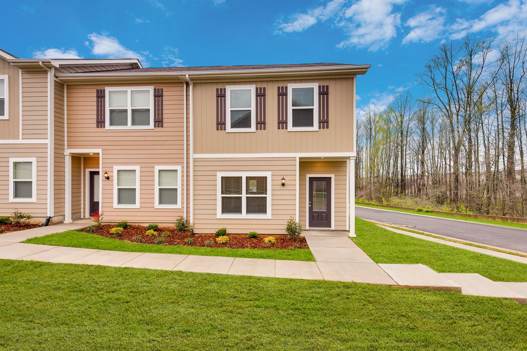 LGI Homes - The Cottages of Lake Forest Logo