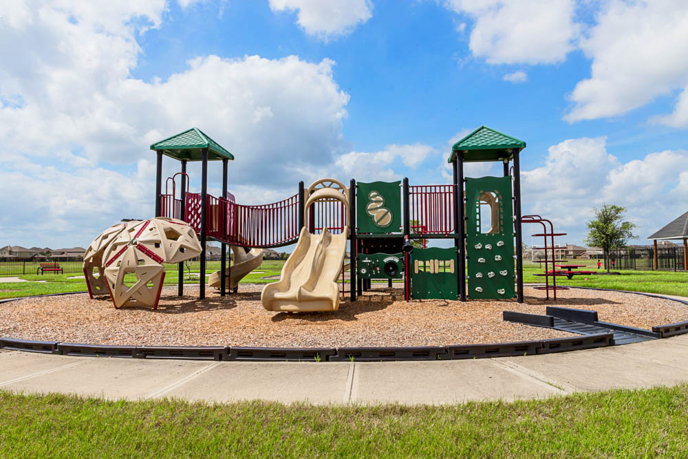 LGI Homes - Sterling Lakes Image