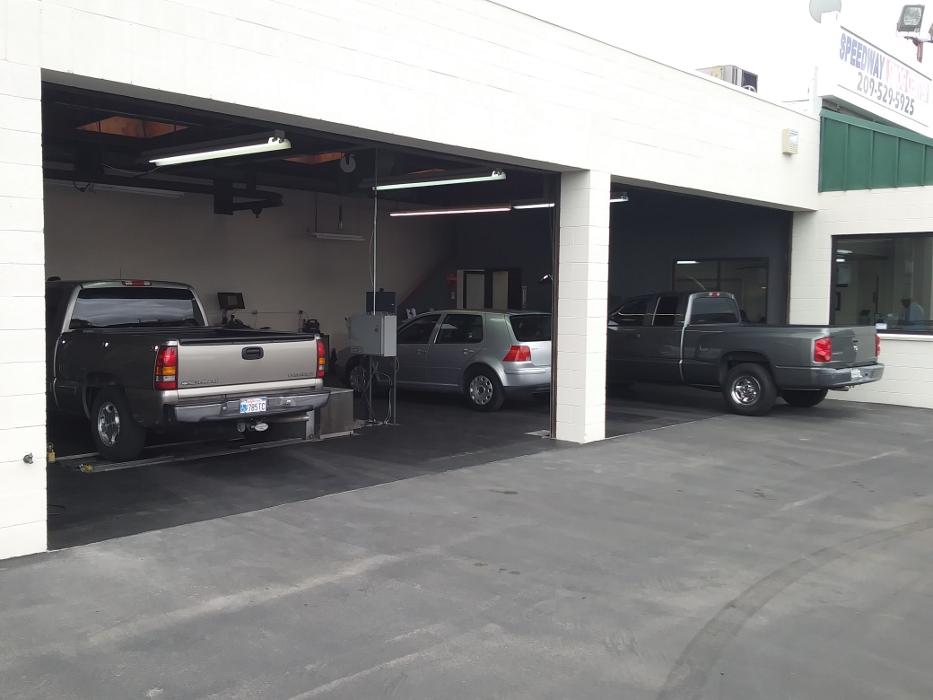 Speedway Smog Center Image