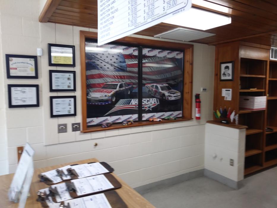 Speedway Smog Center Image