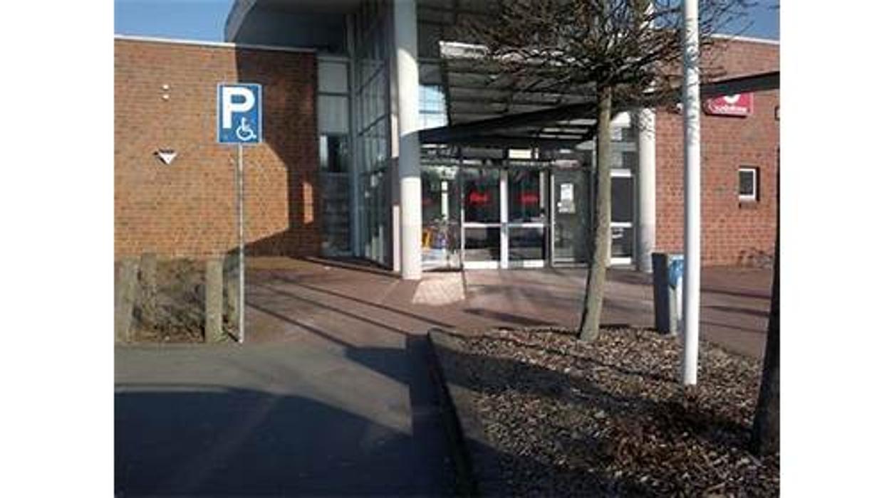 VR Bank Mecklenburg, Geldautomat Bützow, Nebelring in Bützow