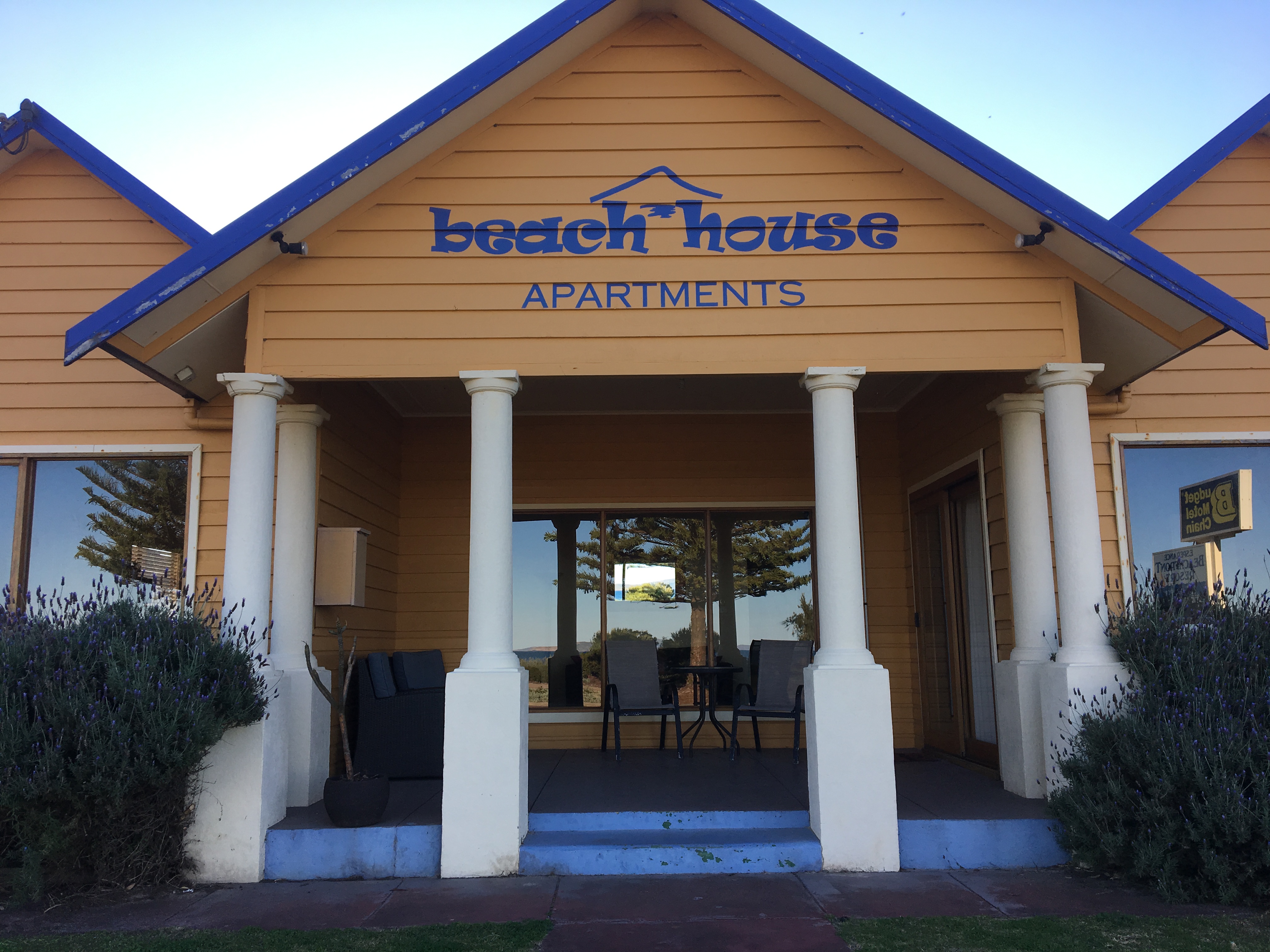 Esperance Beach House Apartments