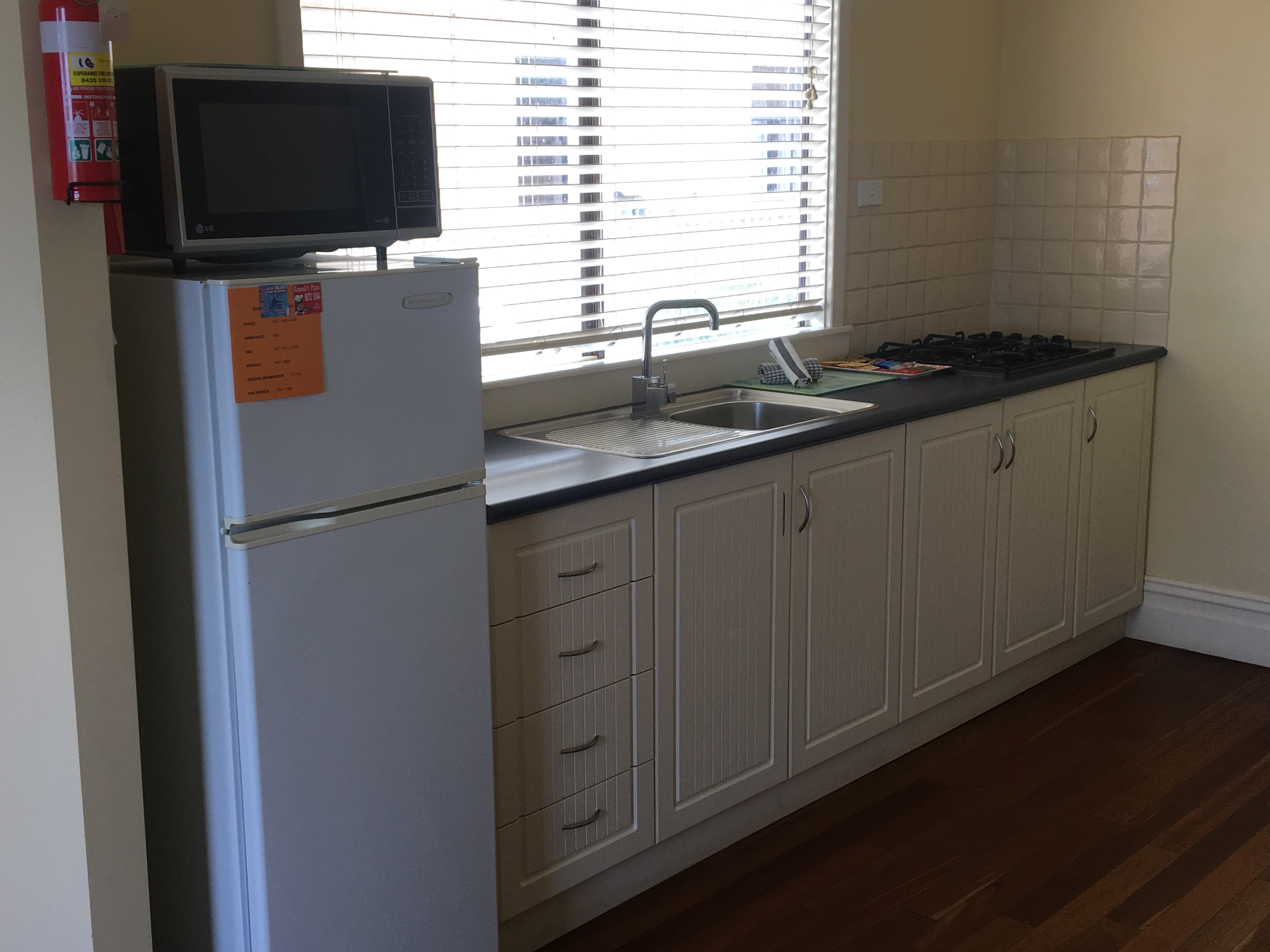 Esperance Beach House Apartments