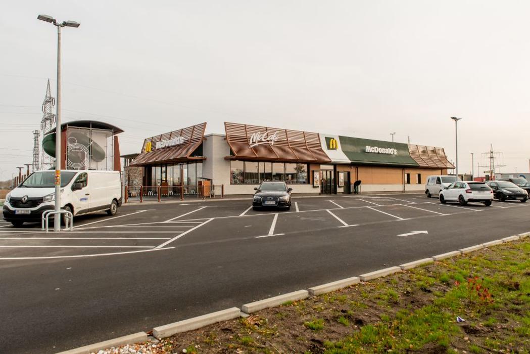 McDonald's, Sandbreite in Coswig (Anhalt)