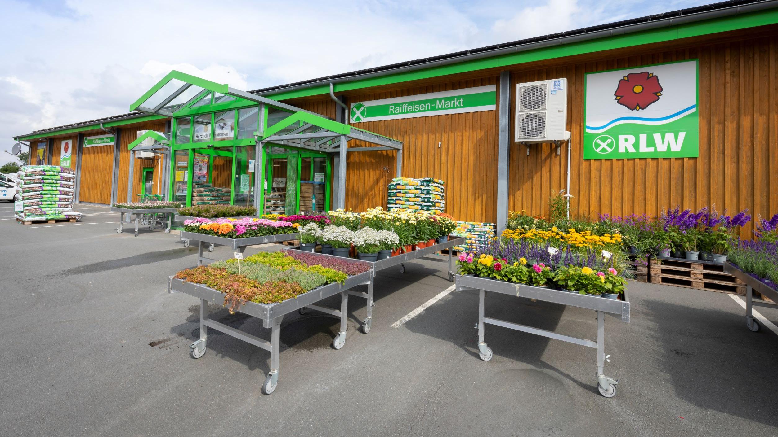 Raiffeisen-Markt Lage, Triftenstraße in Lage