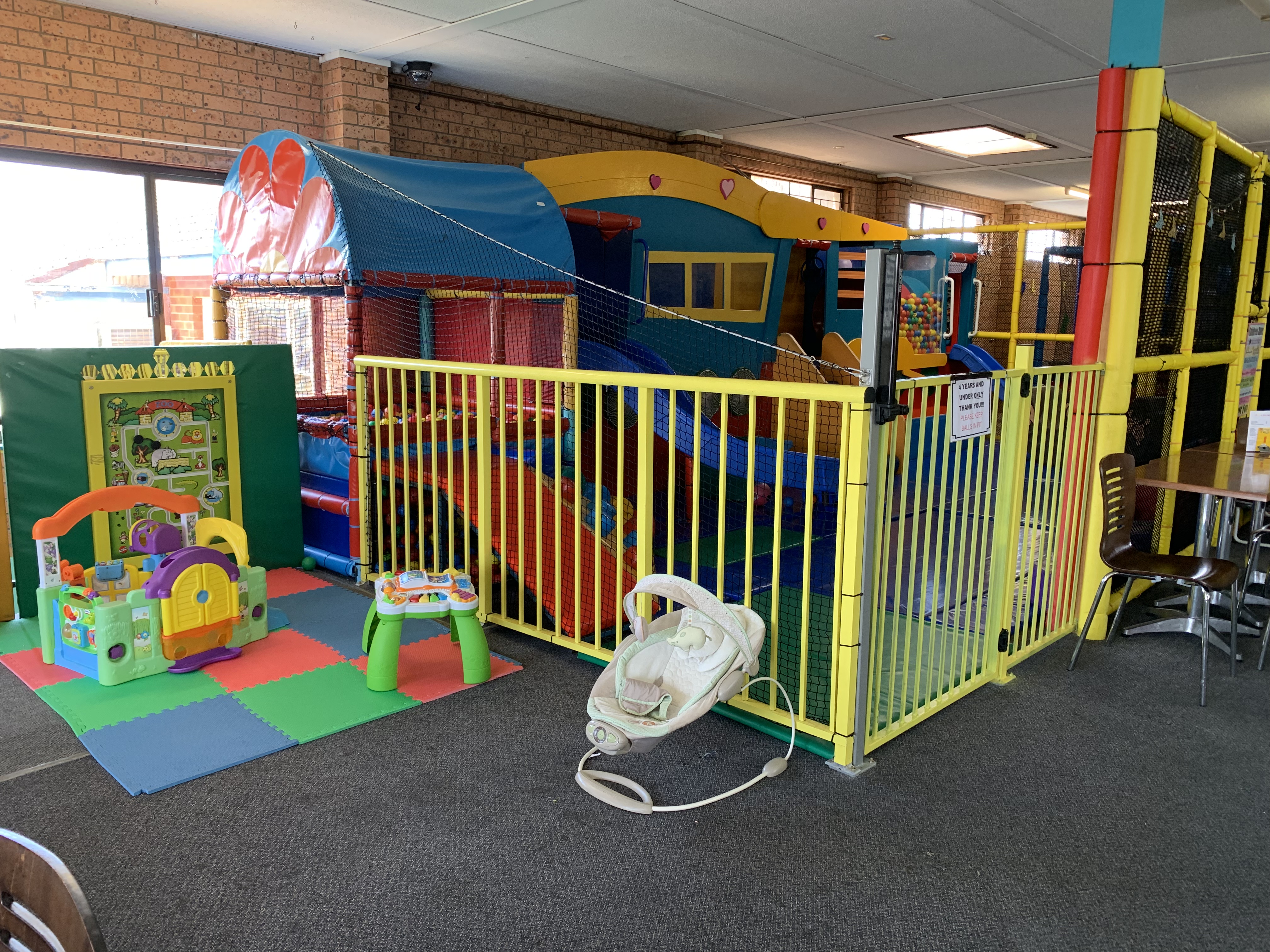 Zippity Doo Playhouse & Cafe