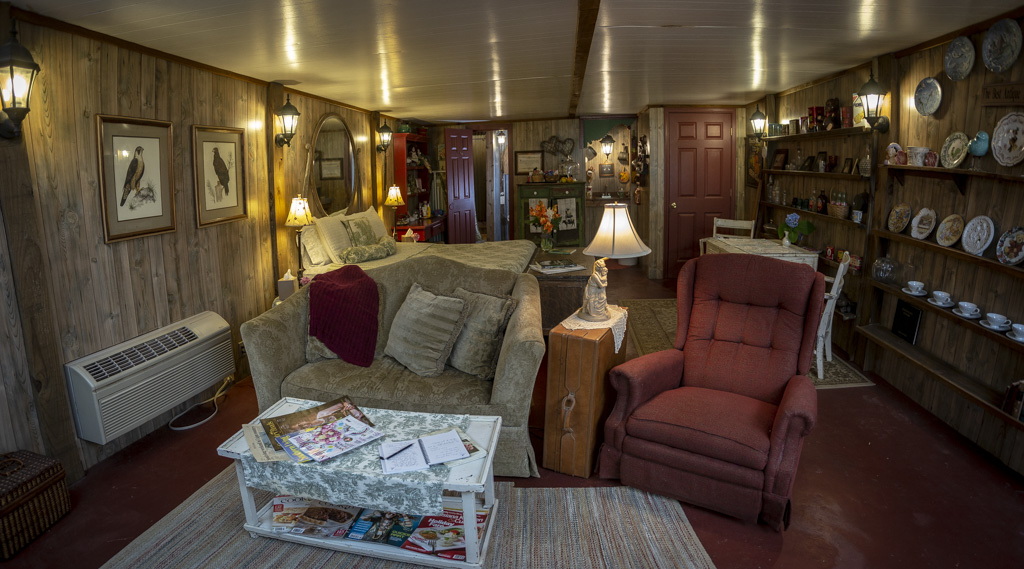 Country Charm Bed and Breakfast Image