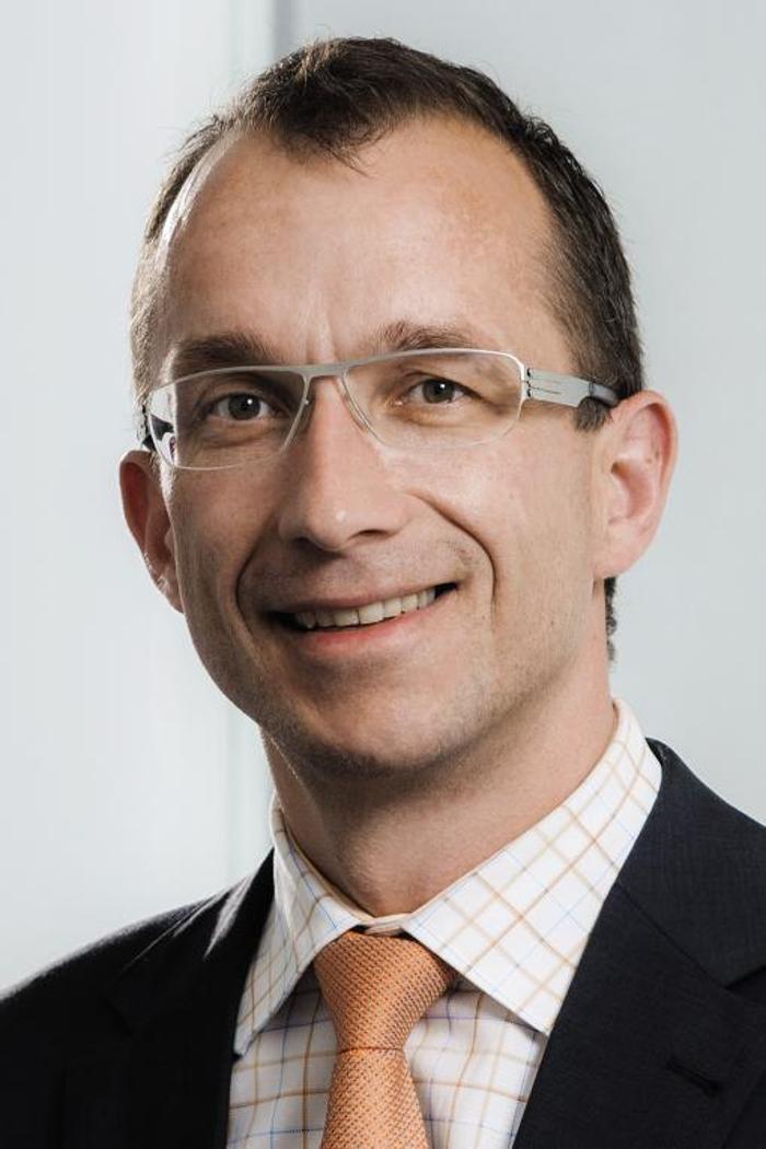 ERGO Versicherung Marko Pinarski, Reusaer Straße in Plauen