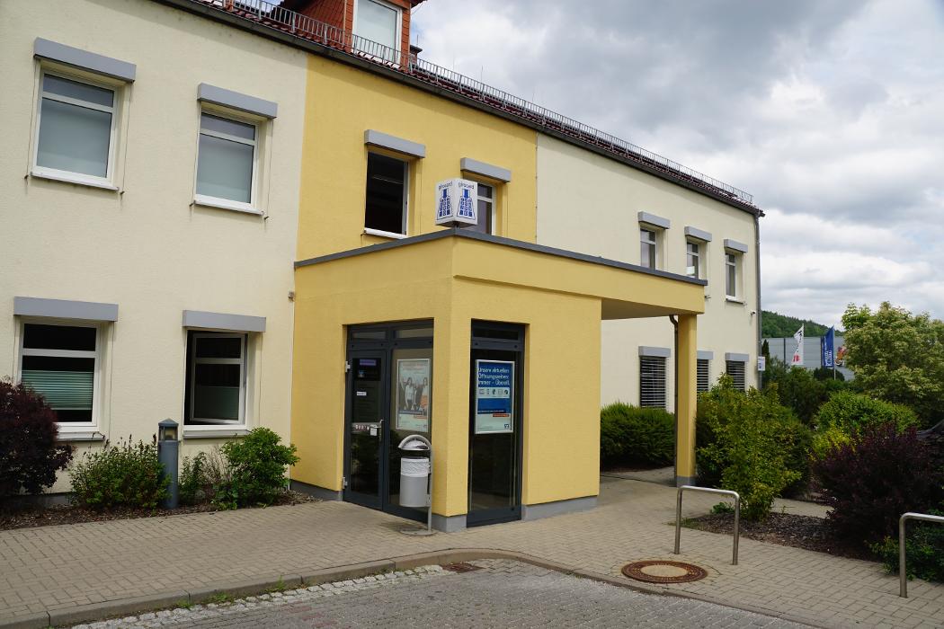 Volksbank eG Gera Jena Rudolstadt, SB-Standort Kirchhasel, Alt Saale in Uhlstädt-Kirchhasel