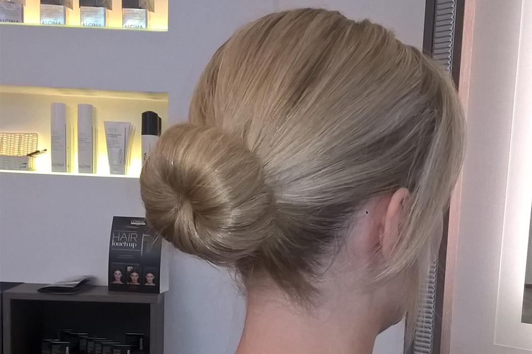 Schnittwerk Jacqueline, Pfarrhofstraße in Enzenkirchen