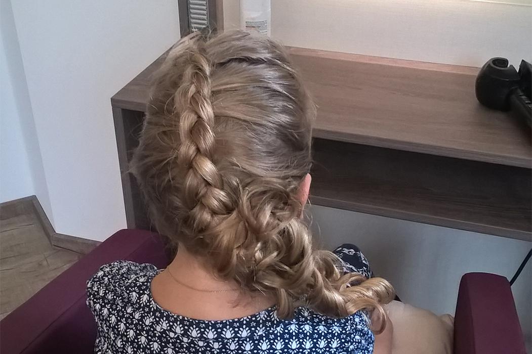 Schnittwerk Jacqueline, Pfarrhofstraße in Enzenkirchen