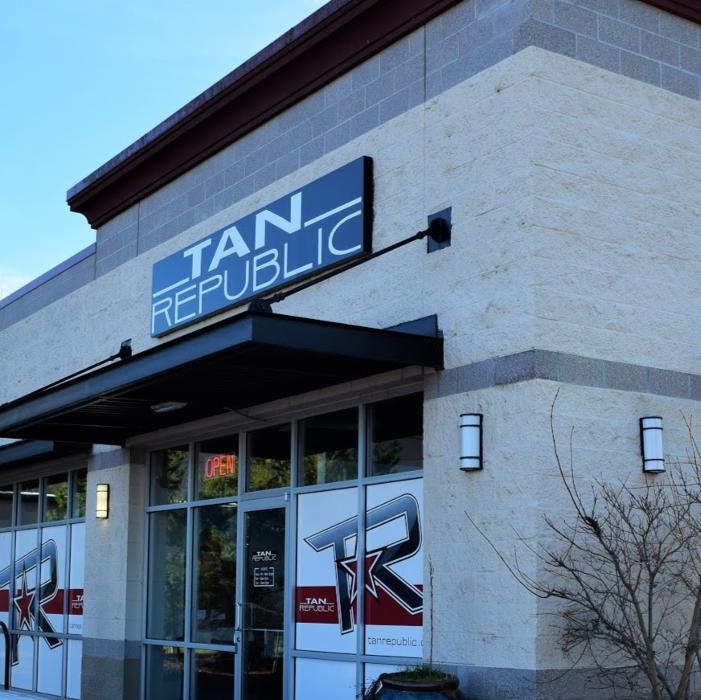 Tan Republic Eugene - West 11th - Eugene, OR