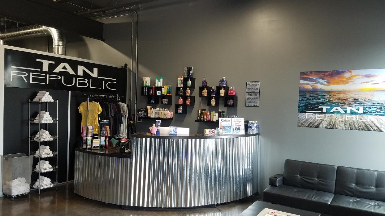 Tan Republic Springfield - Gateway - Springfield, OR