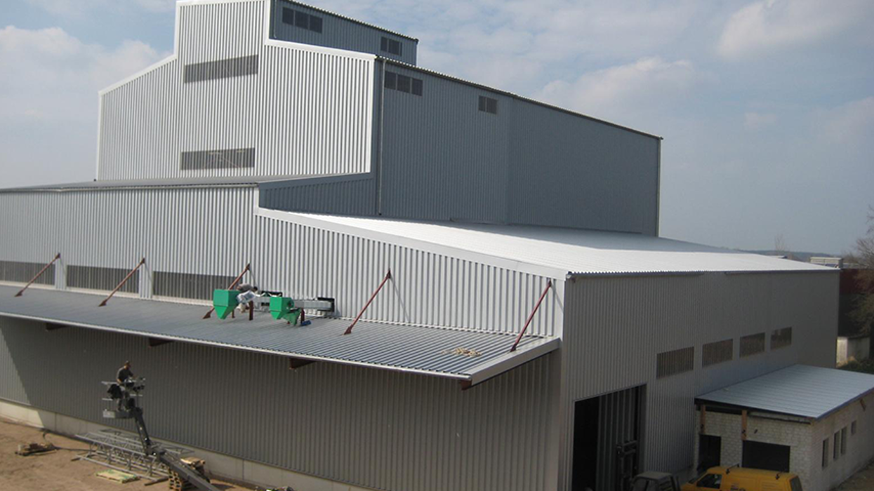 Raiffeisen Saatenzentrum GmbH Dahlenburg, Am Bahnhof in Dahlenburg