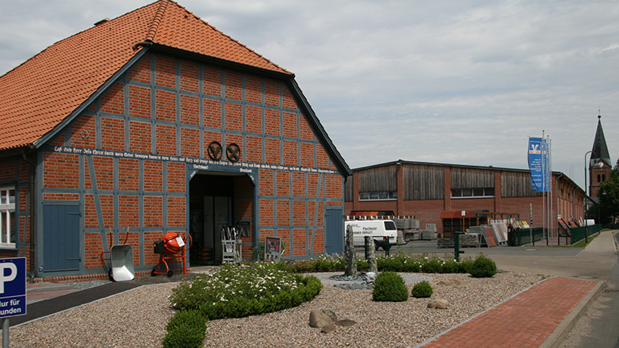 VR PLUS Agrar Schweskau, Lindenallee in Lemgow