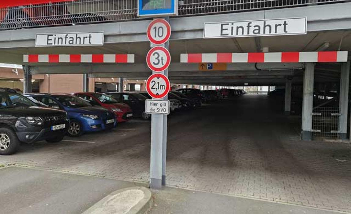 DB BahnPark Parkhaus Bahnhof Lahnstraße P1, Lahnstraße in Gießen