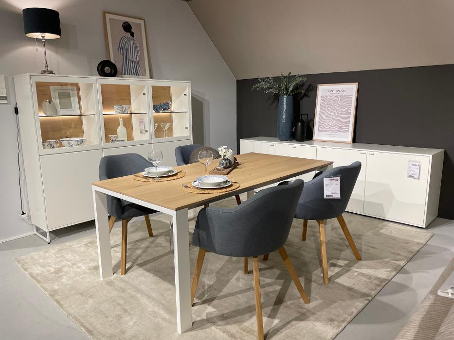 Möbelhaus Franz OHG, Alte Berliner Heerstraße in Hessisch Oldendorf