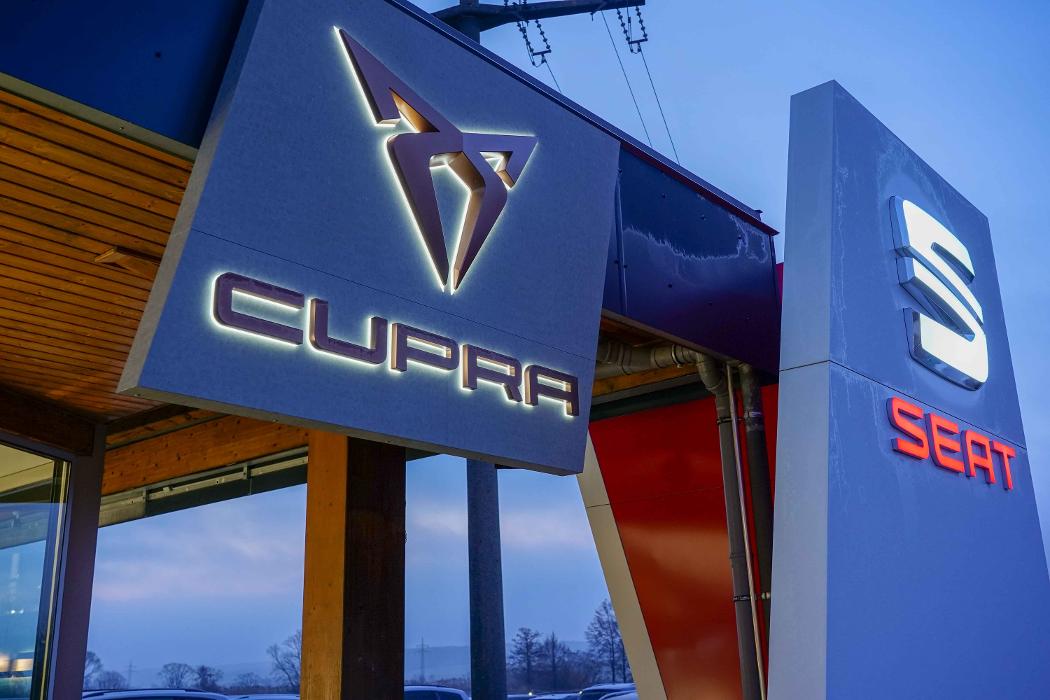 Autohaus Franz Lutz GmbH & Co. KG SEAT & CUPRA Vertragshändler, Höchstadter Straße in Mühlhausen