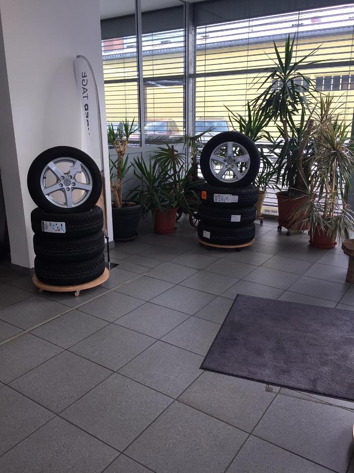 Autohaus Grufeneder GmbH, Ufer in Grein