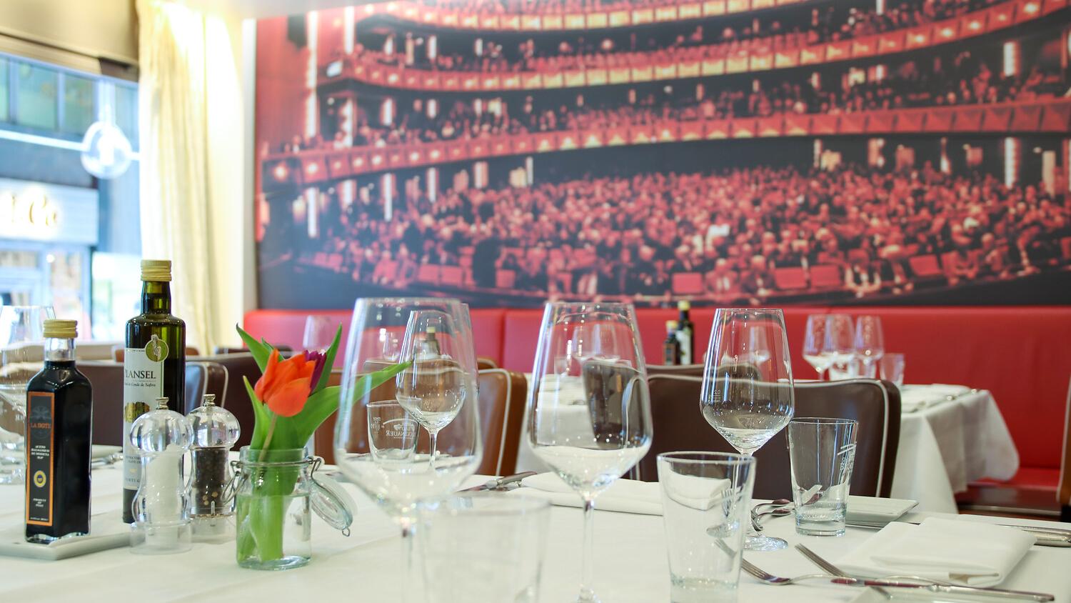 Café Kröpcke, Georgstraße in Hannover