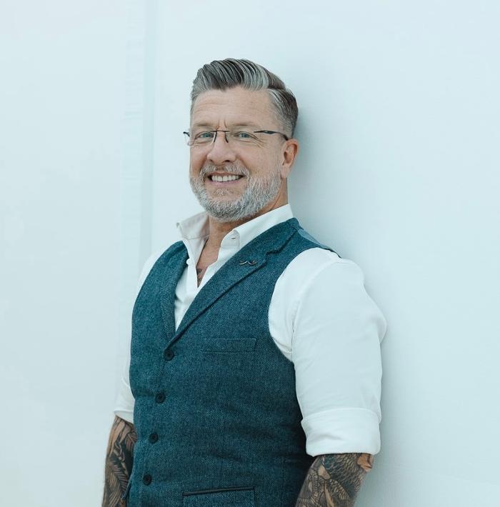 ERGO Versicherung Jens Strauß, Bassermannweg in Berlin