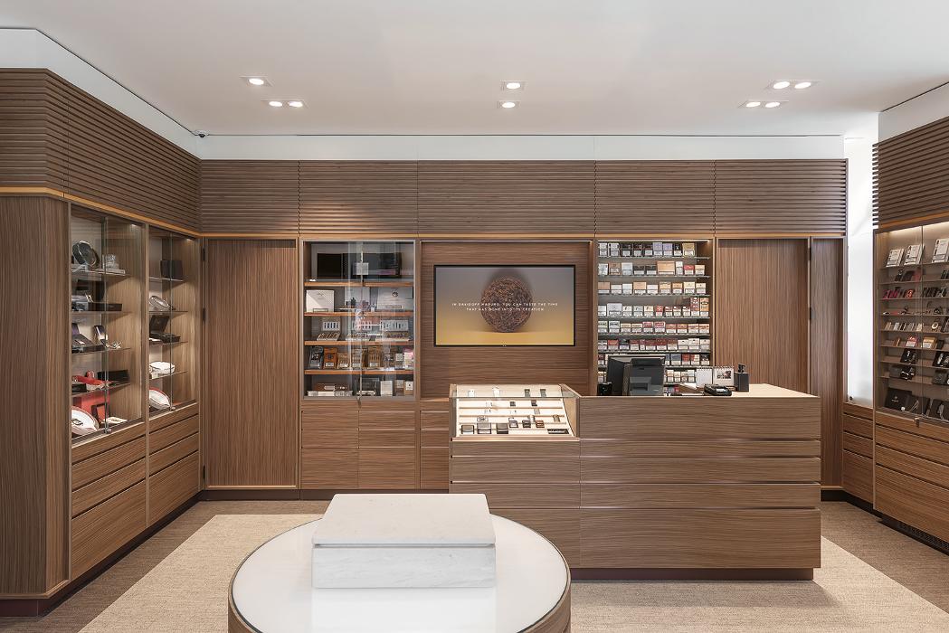 Davidoff of Geneva since 1911, Marktplatz in Basel